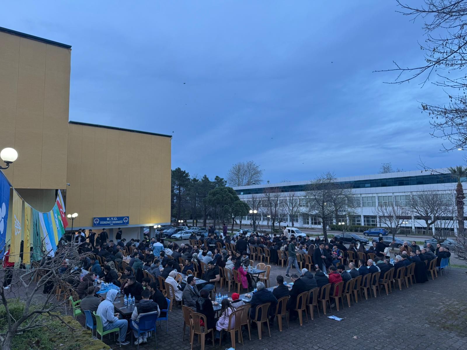 1924F975 5934 4930 B7Ea 1E27149F9A22