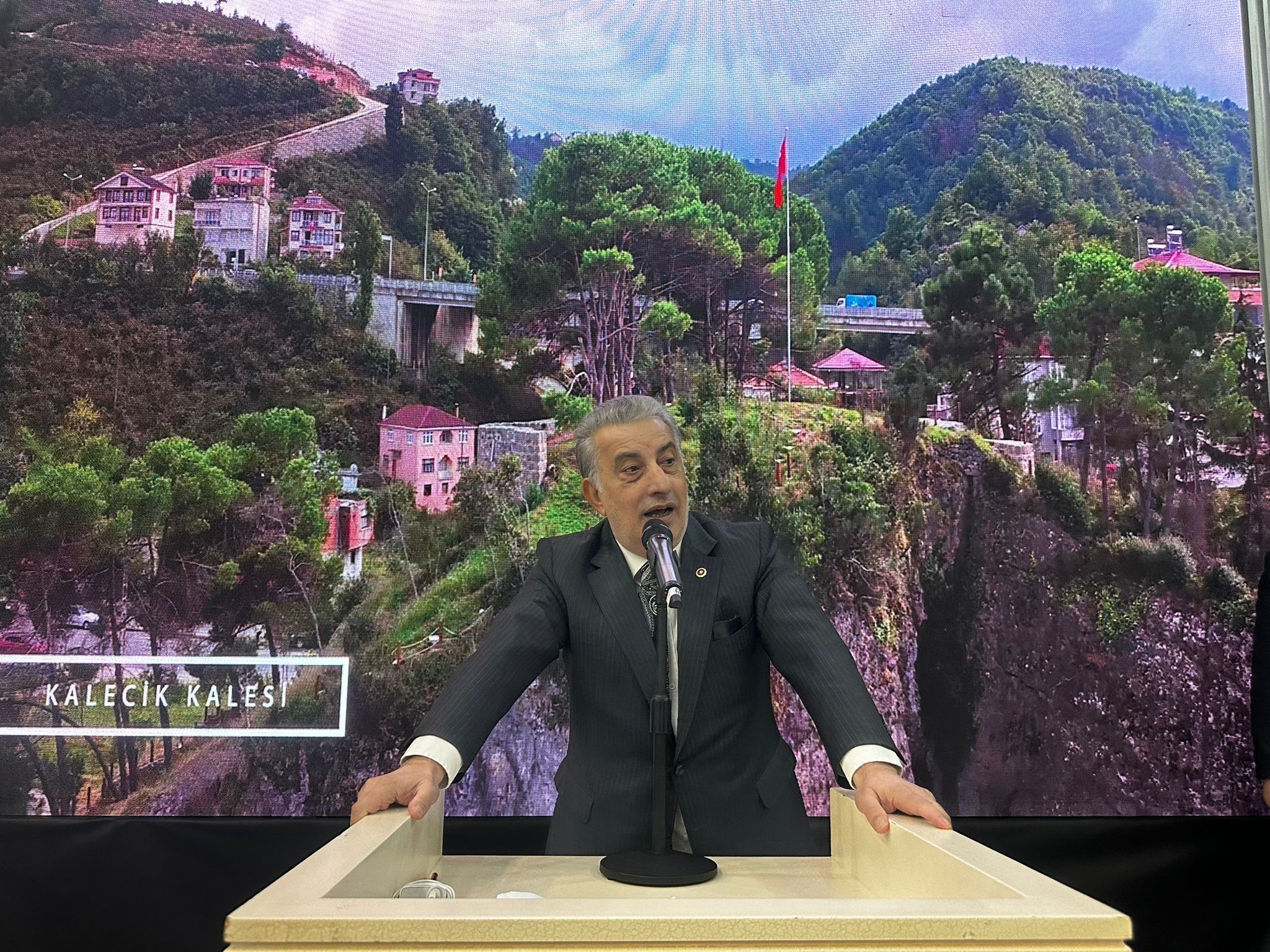 2E05D953 Ff95 4885 A11E Cfe157Bf4D51