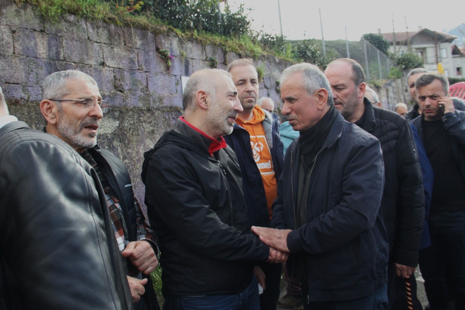 42Aa2D16 0F46 4580 Ad3B Cb690D3D50Bc