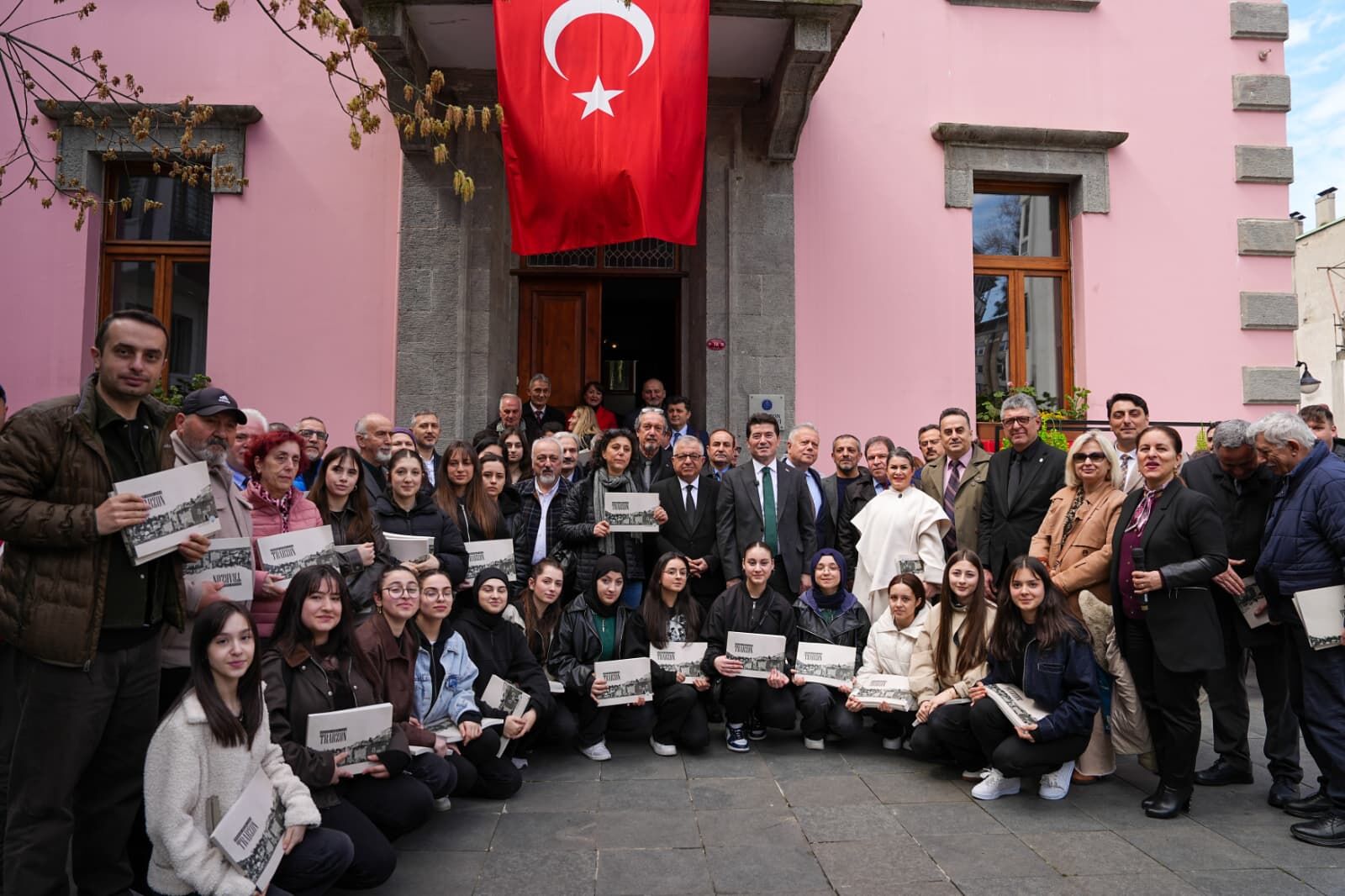 516F1776 C40B 47Fe B75D 00B75B52De35