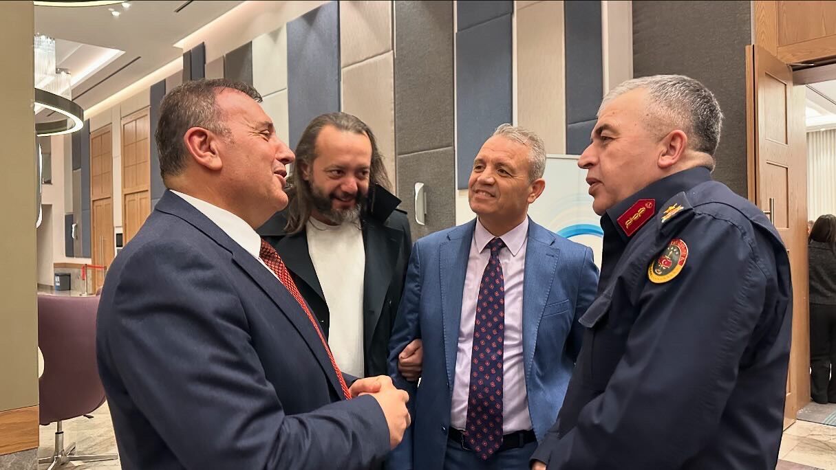 60927 D31 46 A2 4476 8474 6 C E D3 D590329