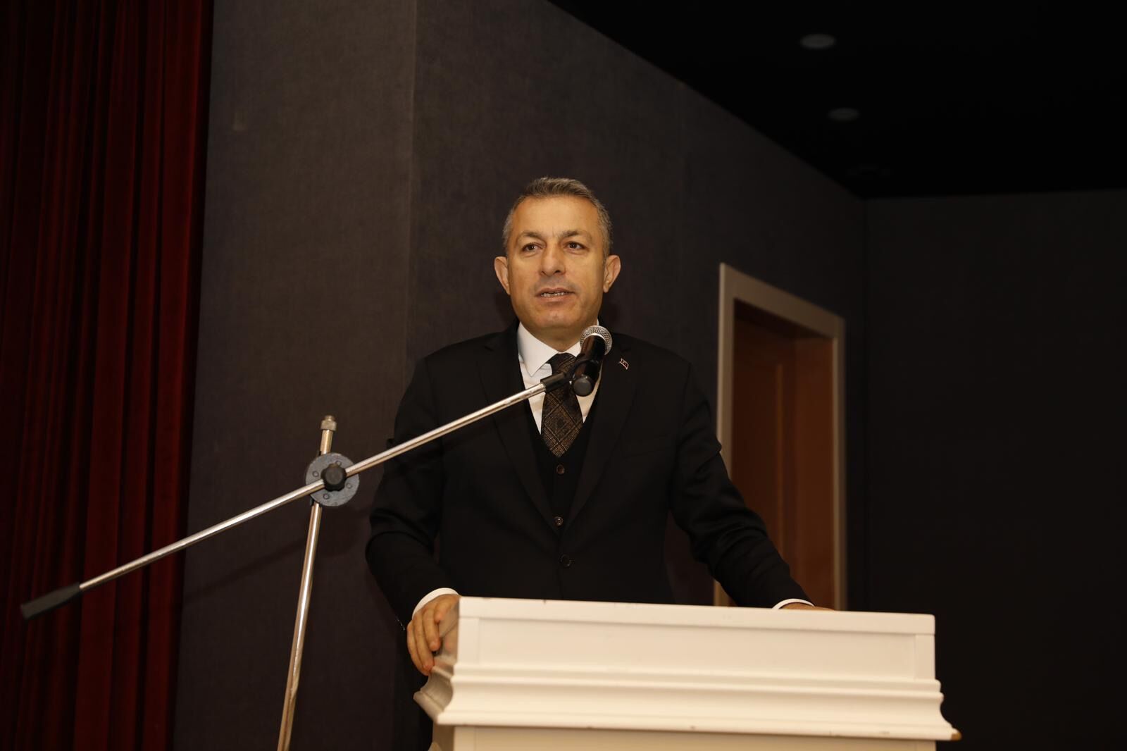 73D43Bf8 3945 4225 Bb4F D332E70B9628