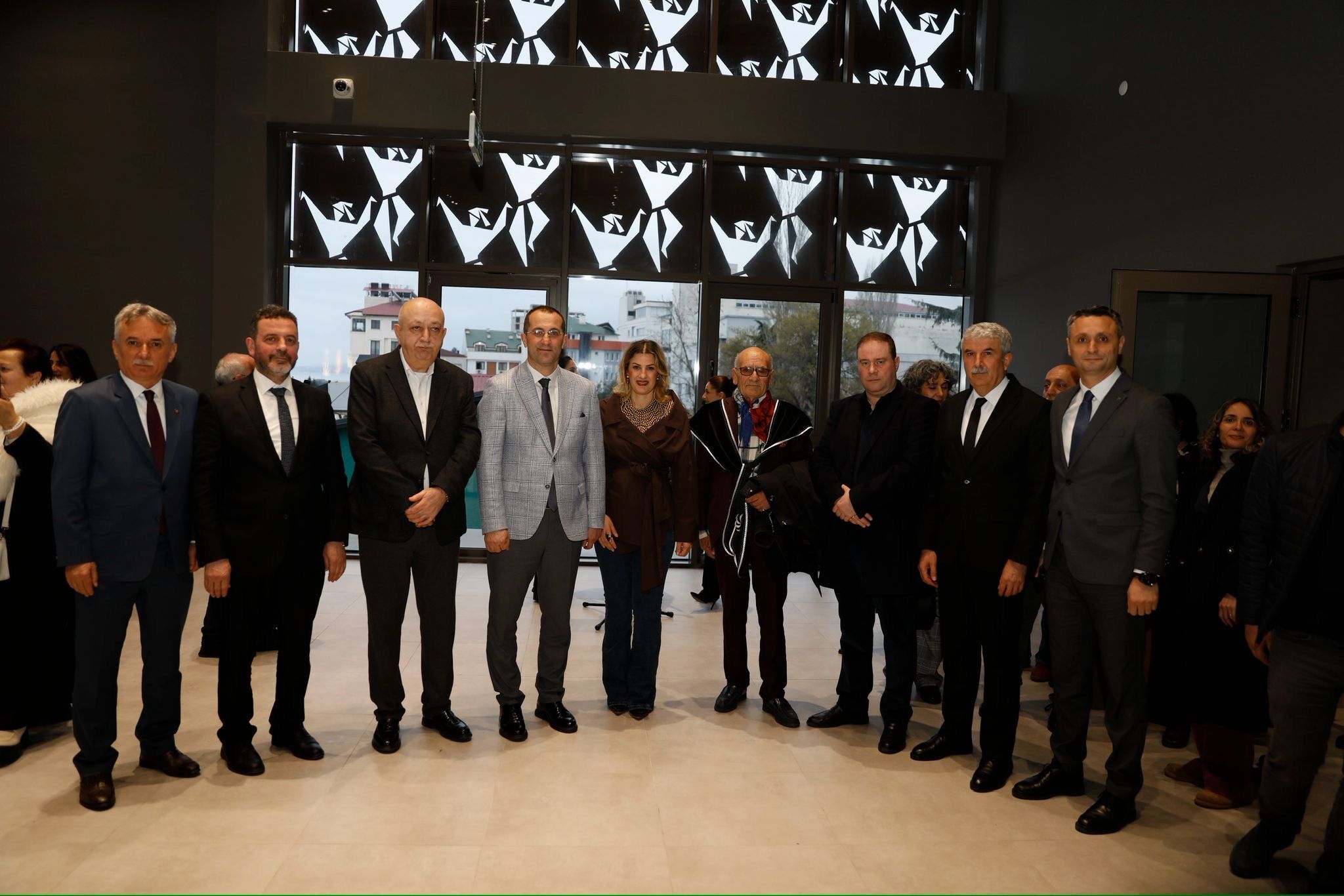 79D86254 Eb69 4B33 82D6 4Eea99Bb3940