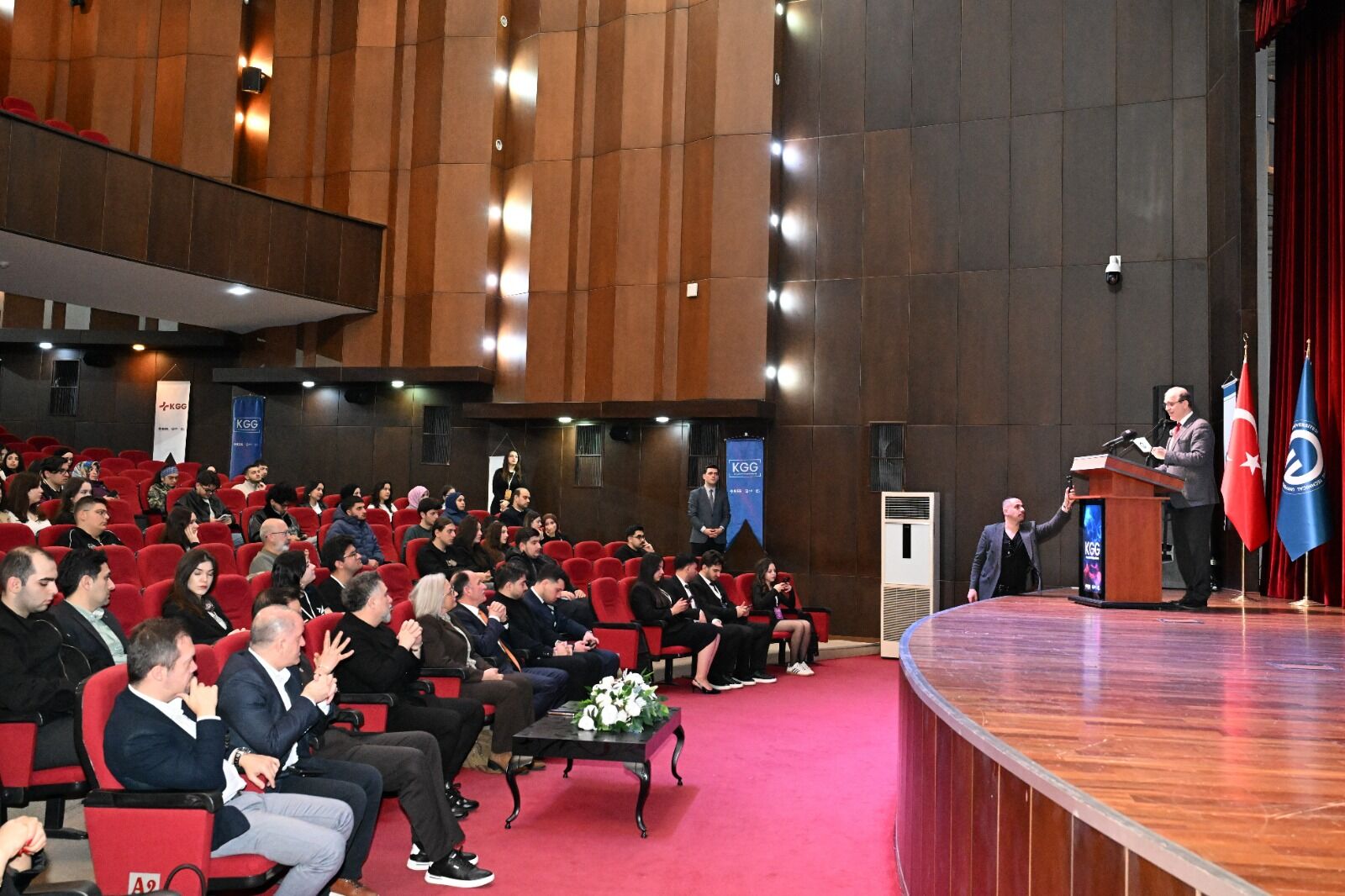 7E8948D5 0029 4Ff7 Ad4C 10Ab25074Ae7