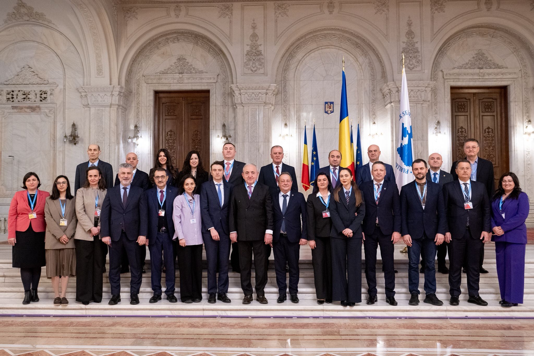 83Fb18F5 9B67 4Cb6 B63C Bea9C9Cd7401