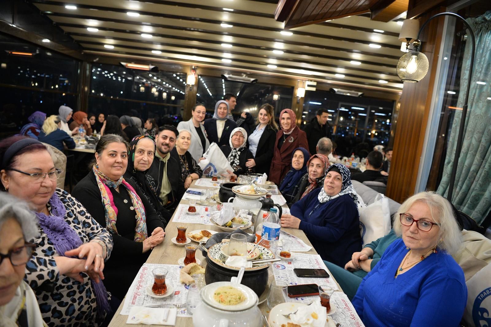 9672B75E F1E4 46B6 807F 3D5Ff94A51B3