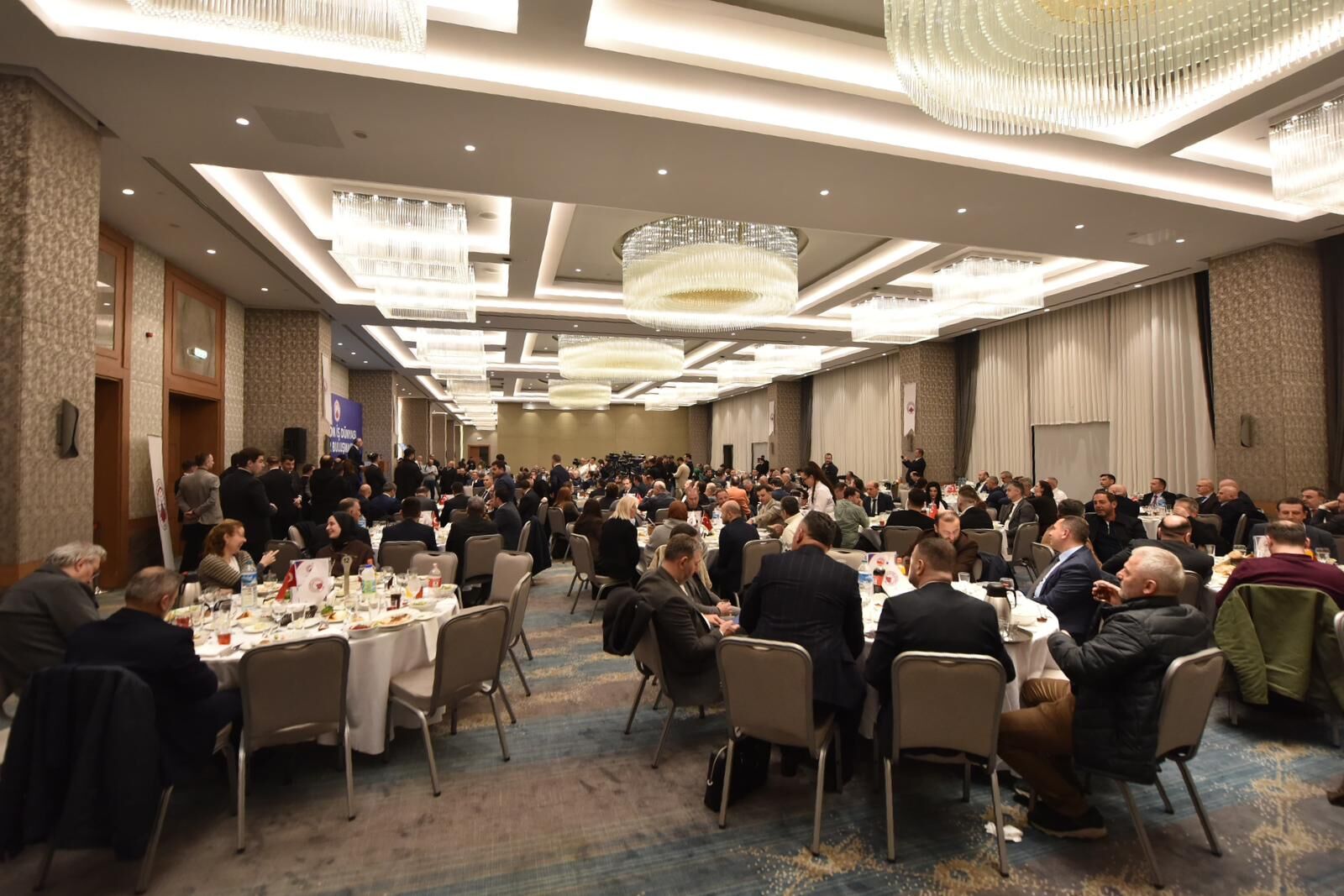 9C8D5375 8231 4C89 B0Ca 345F328B81Eb