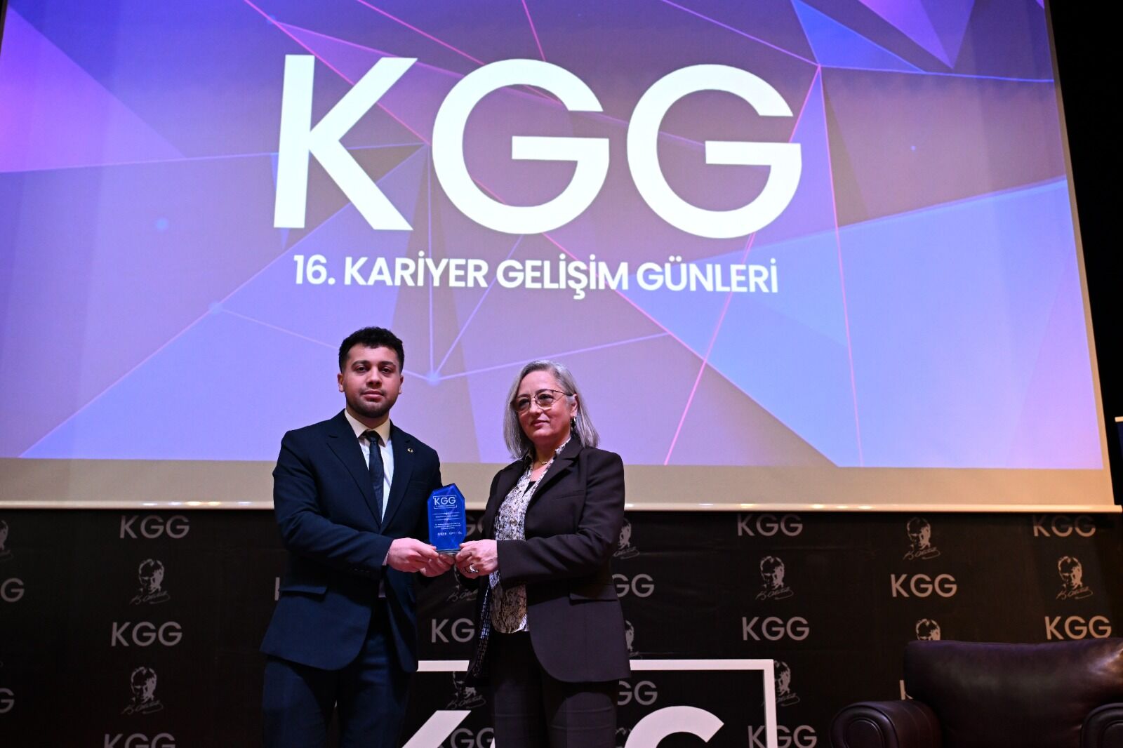 A501De77 0Ae1 4125 B929 Dabc0B117Ba2