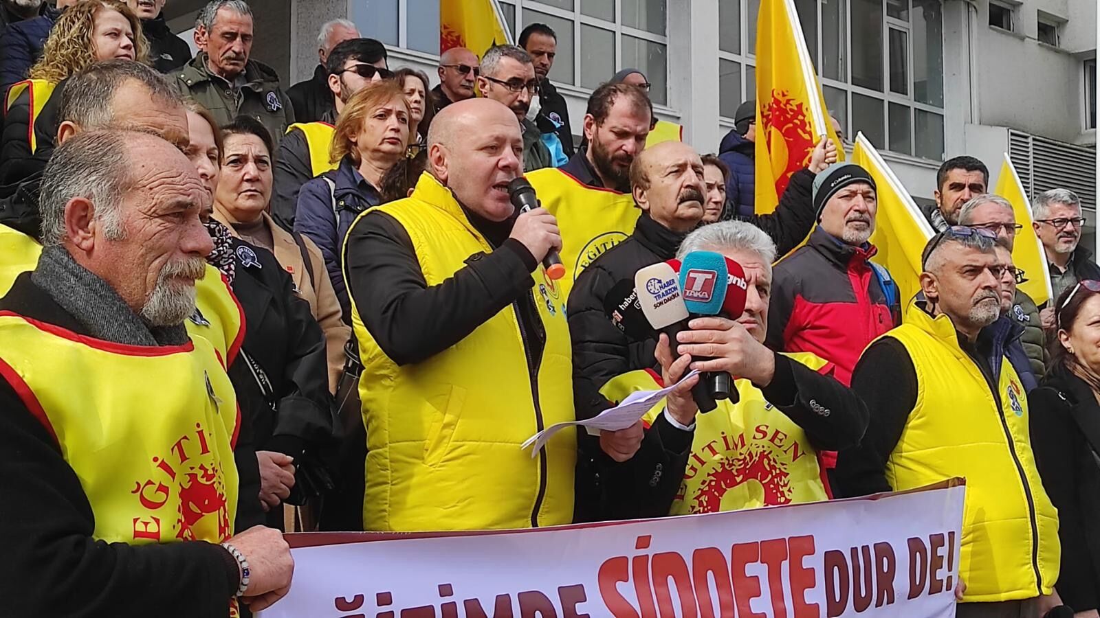 A97F32D0 Bce0 421F 8Bd0 4Dd6371D8A34