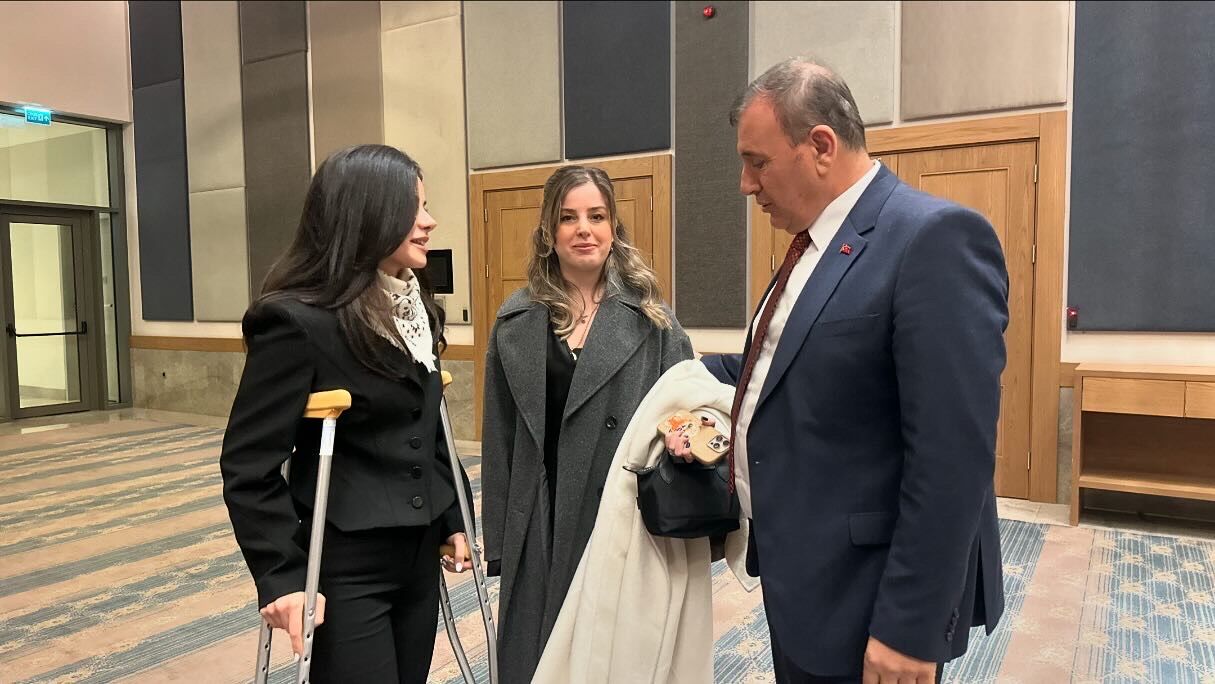 B1908824 A6 A D 45 C1 A D49 D2 B79824 D7 F6