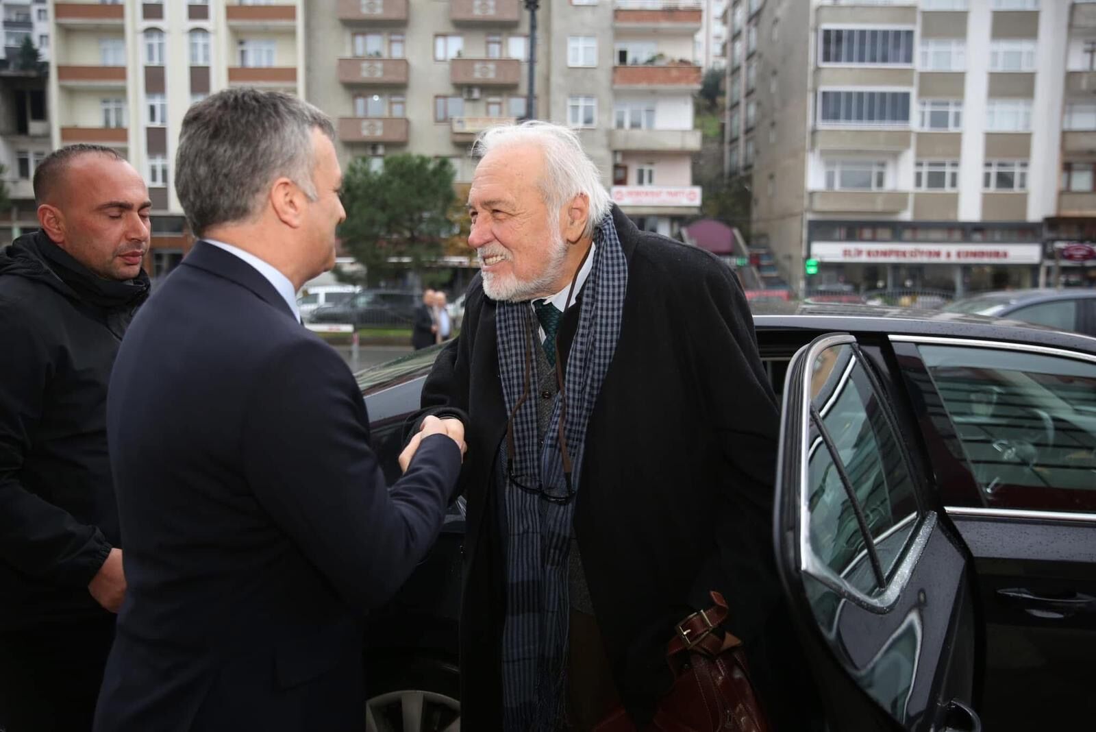 Bbfb0E04 1Eb5 4B9A 818C 4Ffb0F68C9Ee