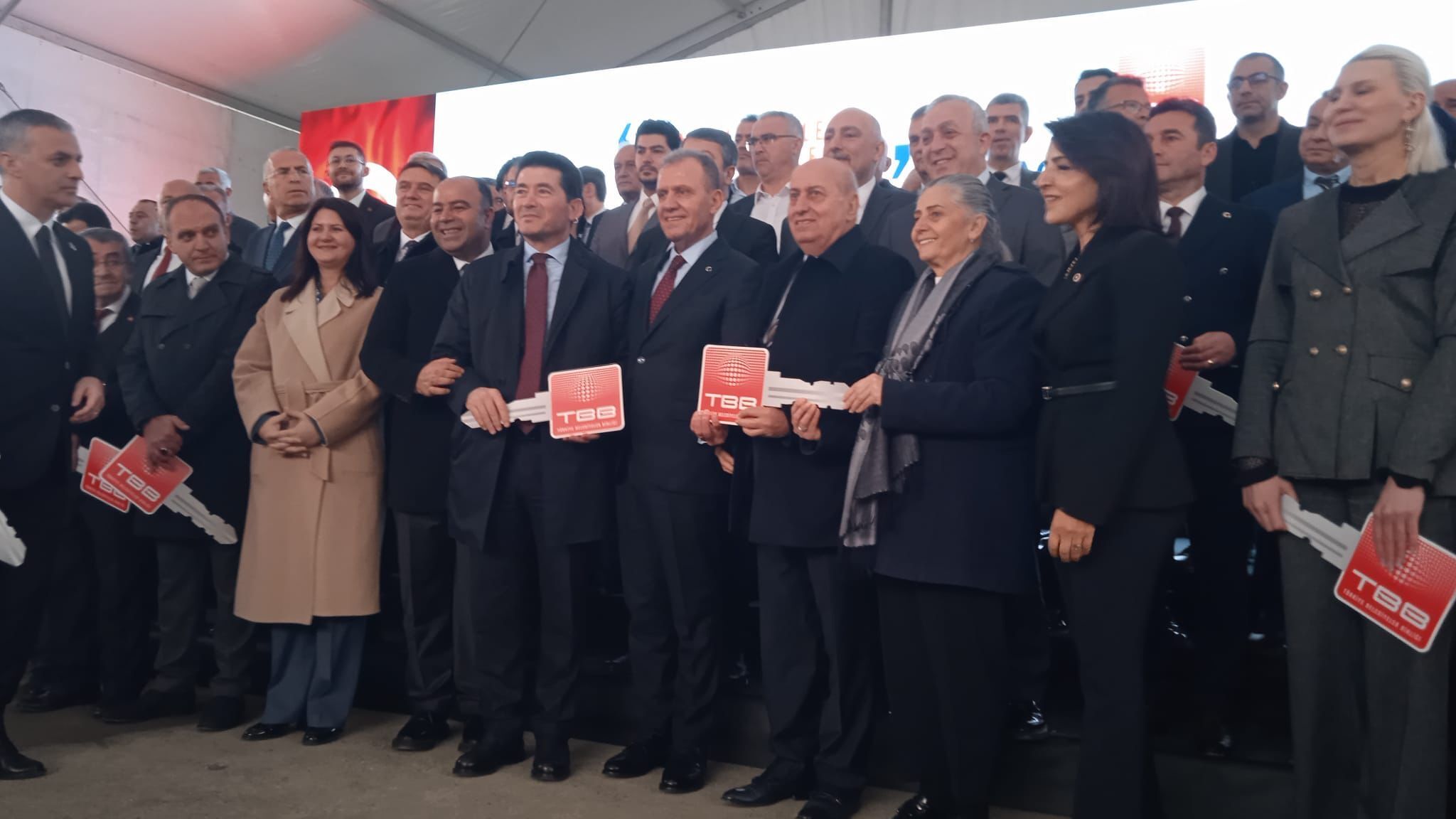 Bdd54136 0F39 49F2 99E3 Aa0634179E68