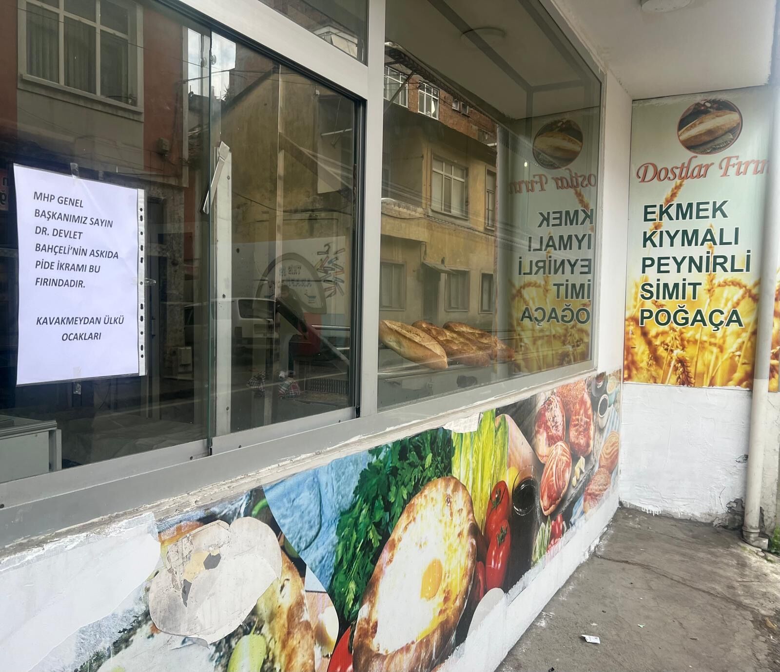 C624C385 6A44 44C5 9E3B Abcd9B998988