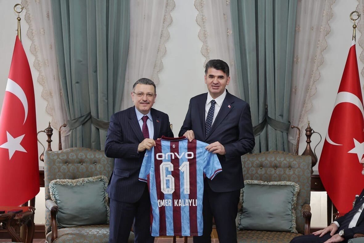 D A78147 E F47 B 4 F12 8863 9 A E C B22 C D F05