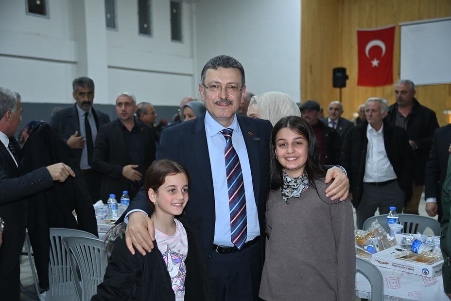 D23905 D7 C779 4 F E2 B5 B A 53 C D C1 C46 D78