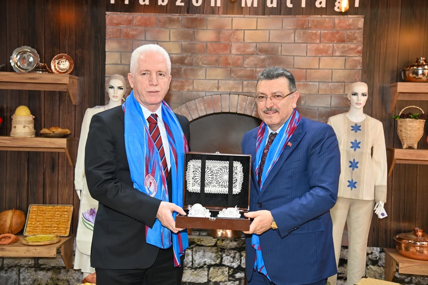 Dbf11F29 94Df 48C7 A378 F1476592B510