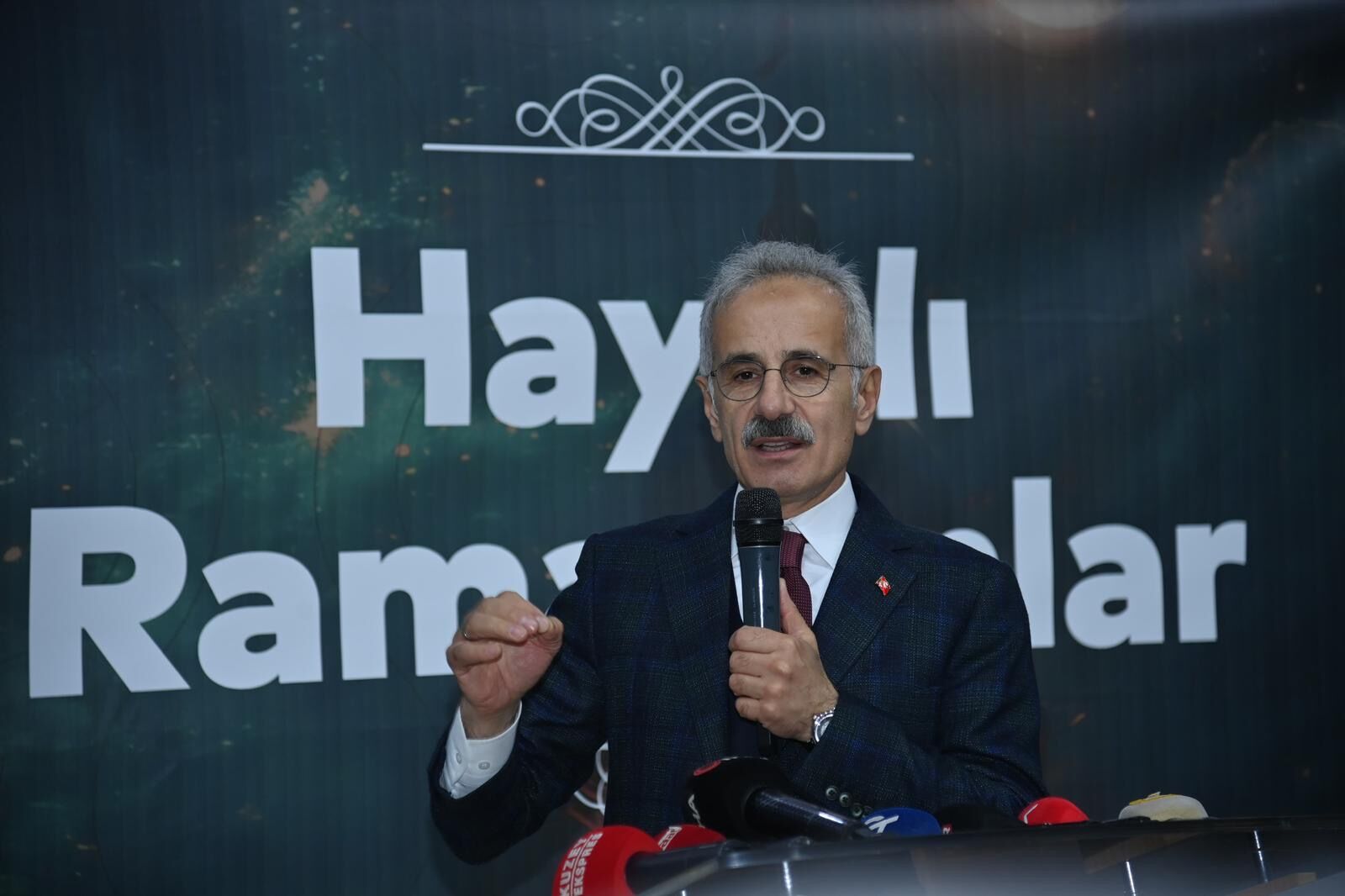 E156Edf8 12Aa 4477 87A4 D73Db8A752Ba