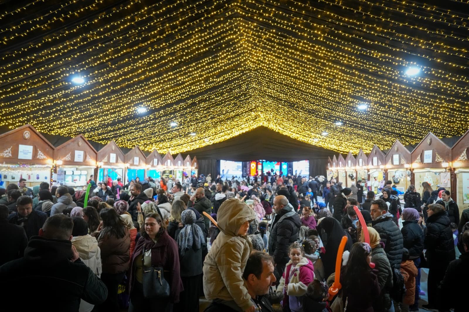 E28F30Fc D4B2 4952 8Cfd Eb7Dea87E164