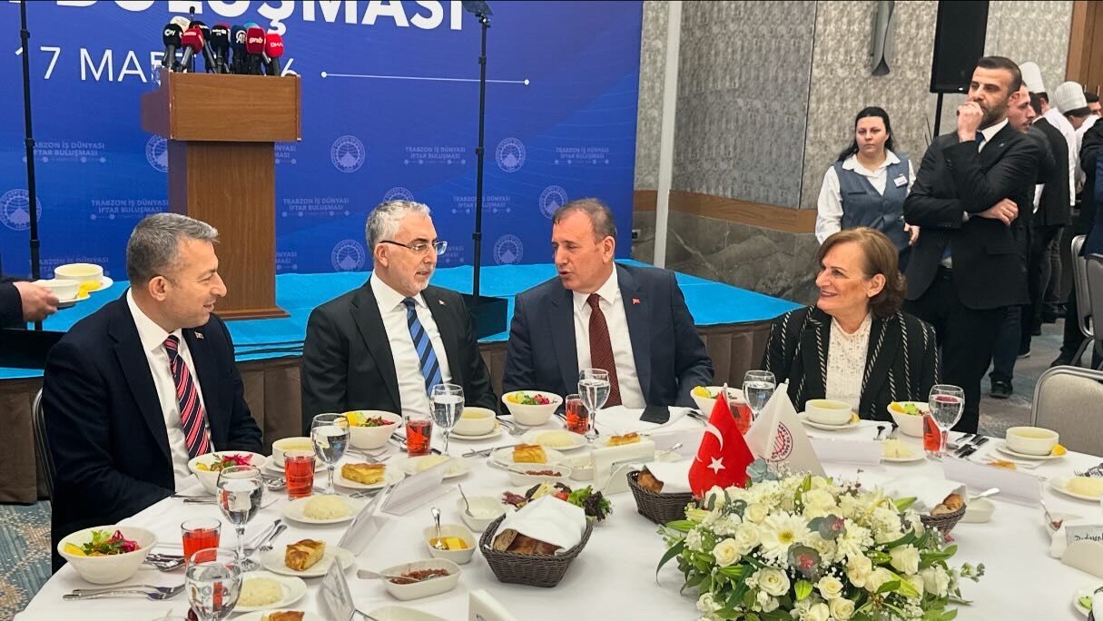 E9 D01 F A C 1 C7 C 4751 8287 4 A F373928 E F8