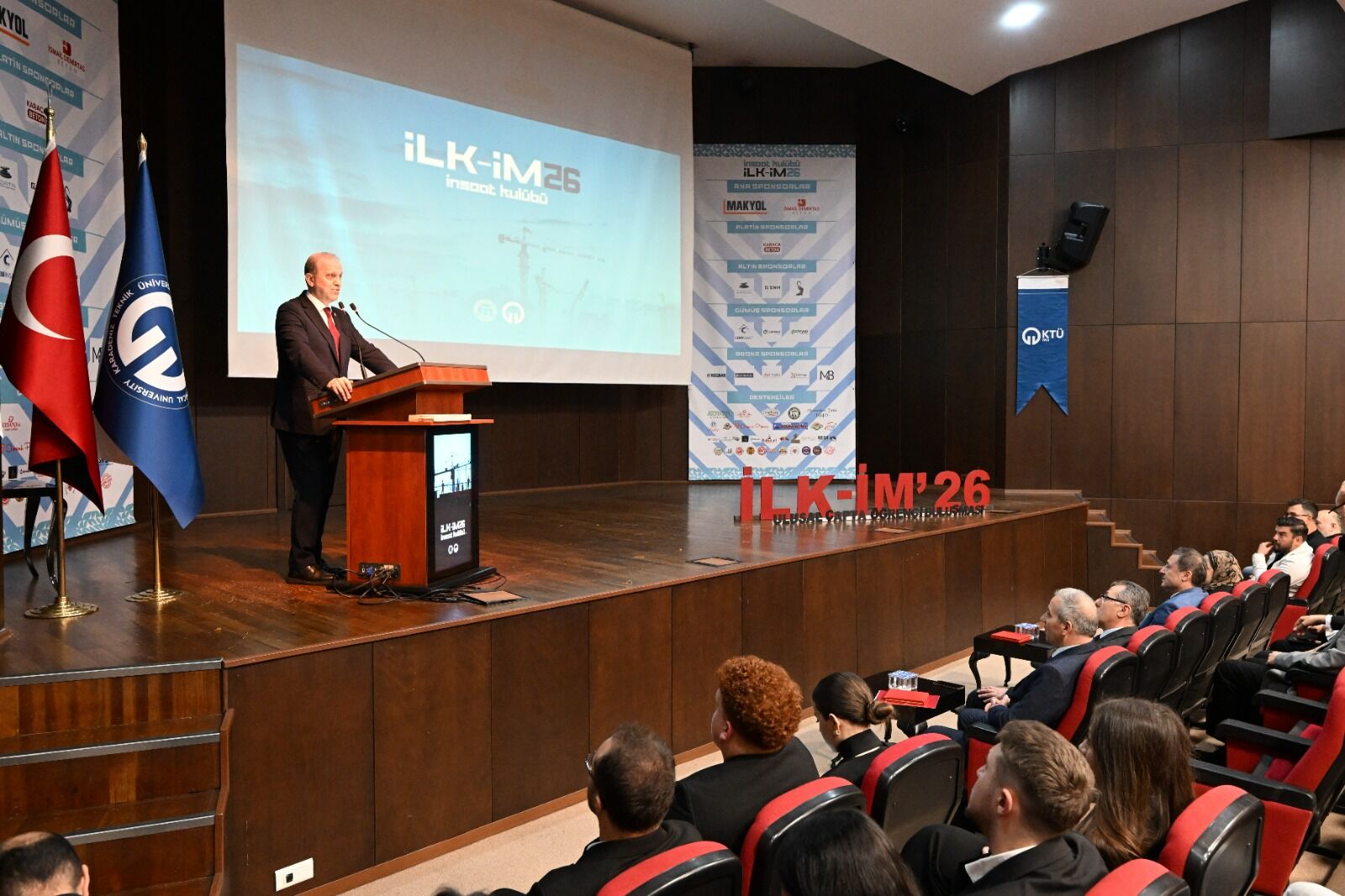 03236E82 F347 4Ea6 8Abb D22Dd6689F37