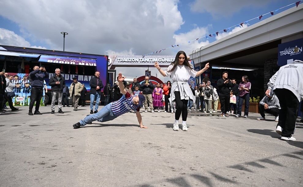 072 B F4 E2 8 D6 C 4 F8 C A9 E6 D7 C F1 C A30 C2 B