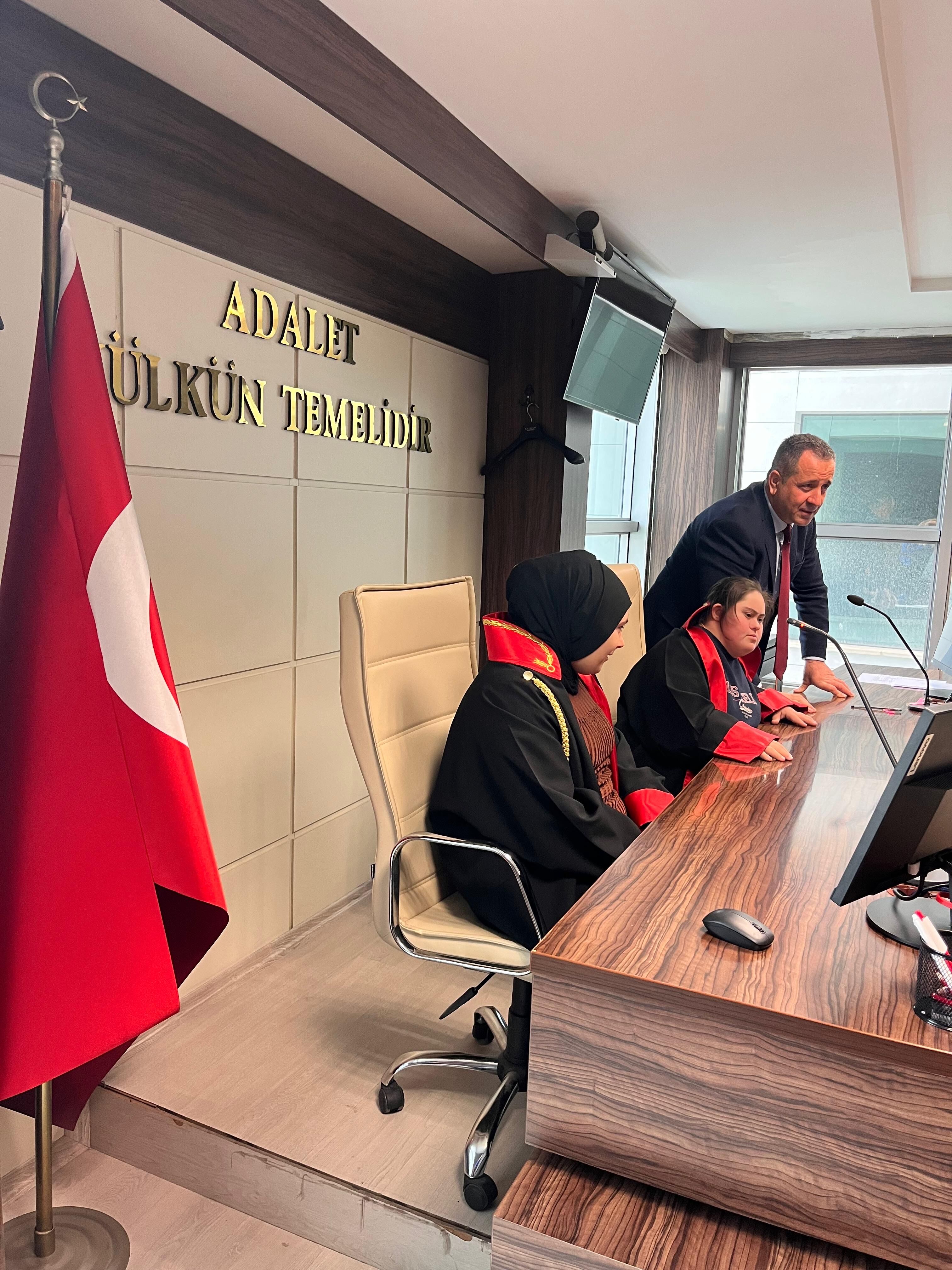 0749F75D 4332 4C54 9B12 7314E6012410