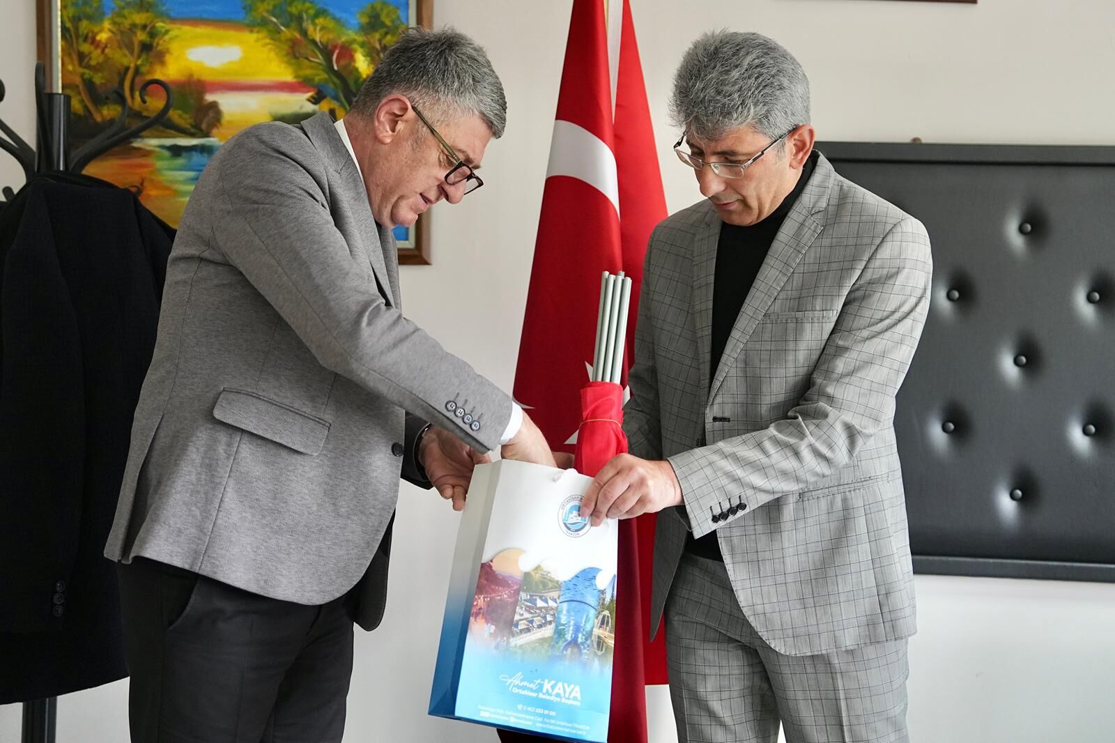 095Bdaad 4F4A 436F 9Dd0 6Bba94F725Cc