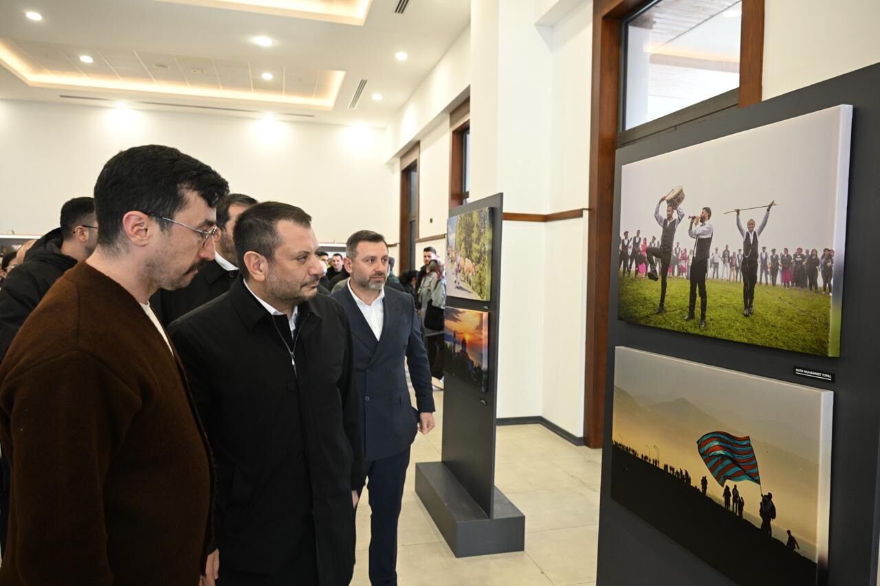 0C597622 Cfc6 458A B5A6 89C4Ccb4590D