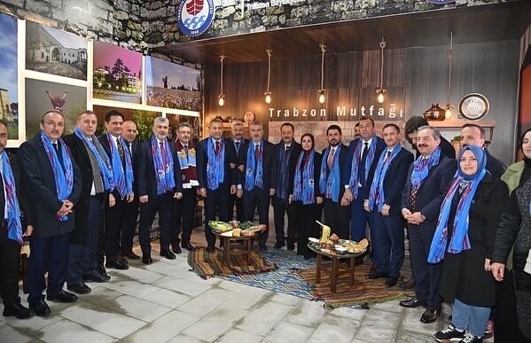 1 E38461 C 3 F F5 4 A D4 B801 4804 C F F42 F60