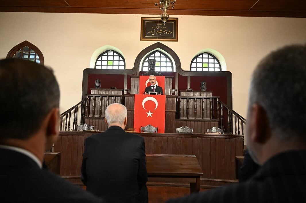 163 B5304 D7 E6 407 F A D3 E C C44 E72 B1103