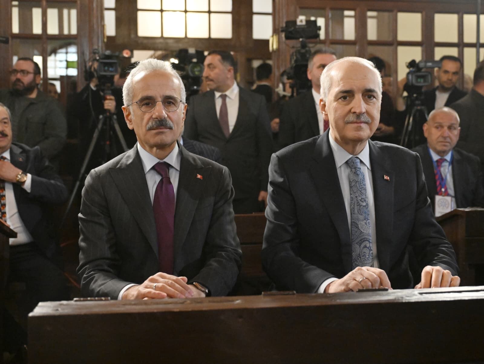 22036684 8775 492B A862 455Cbbfda45B