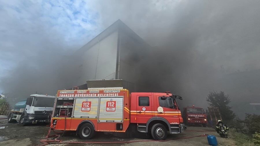 35 E3936 E C1 B B 4777 919 A C35 D E C2 D B F2