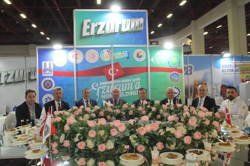 411760 C7 6 F7 C 4 D8 C 846 C A F E418142356