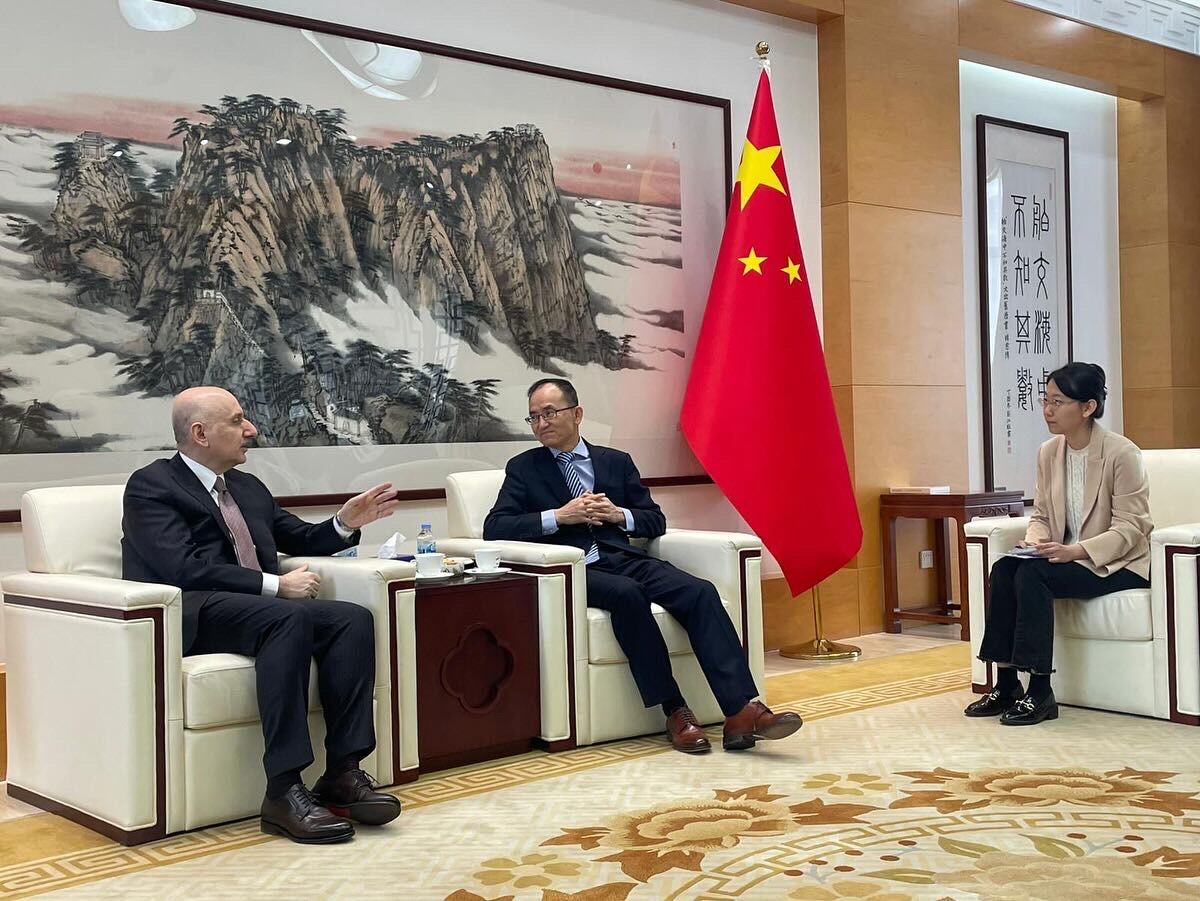 44066 E65 F D23 47 E B 91 A A 43 D7 B F D30432