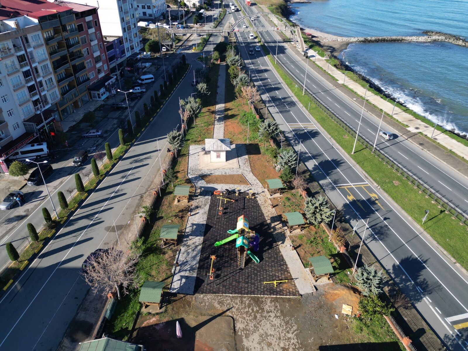 5981F11F 4B08 4C06 Ad17 5E97B3263628