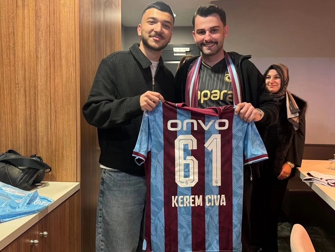 6 E3 F F863 A43 C 4 C9 D B125 82 C C39 A4 B62 C