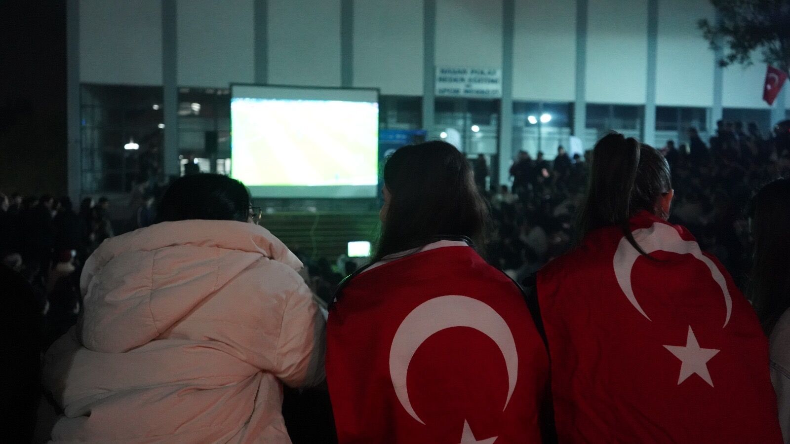 7Ab15Ac3 6765 4E27 B728 3Ef71C7Ea55E