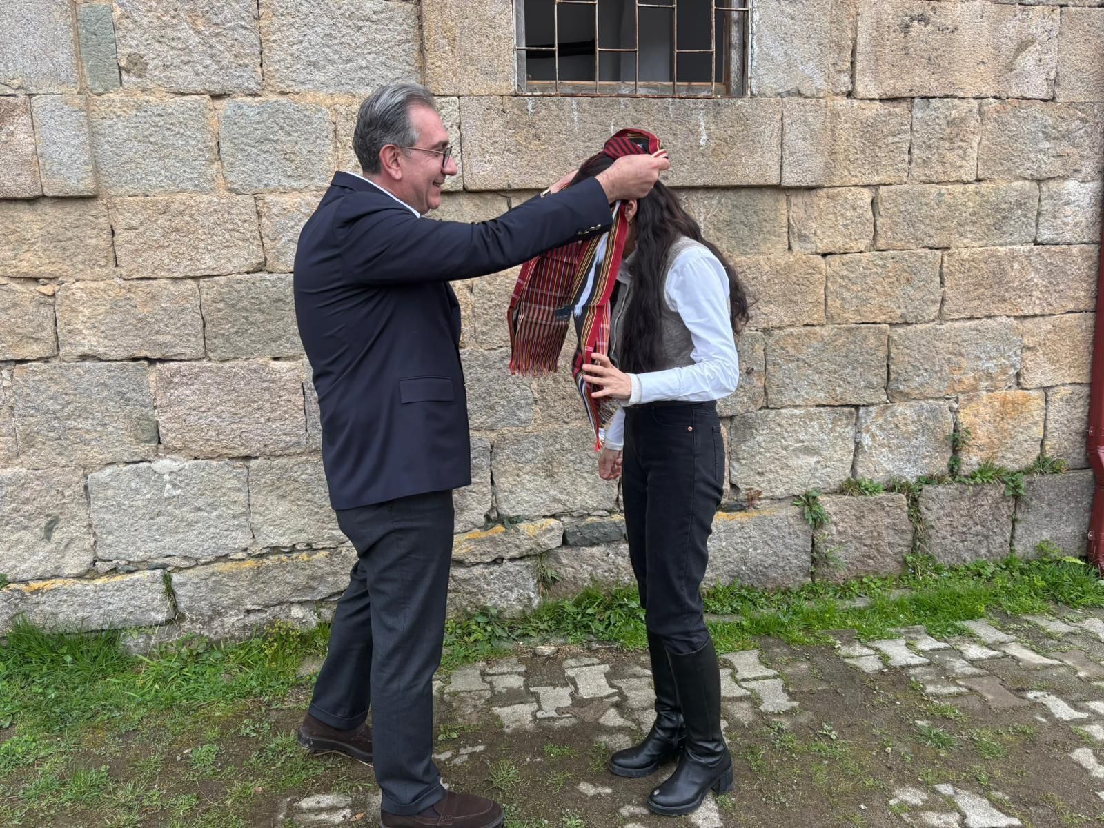 83B0F2Fa 4245 496E A035 60Bbb3747B9E