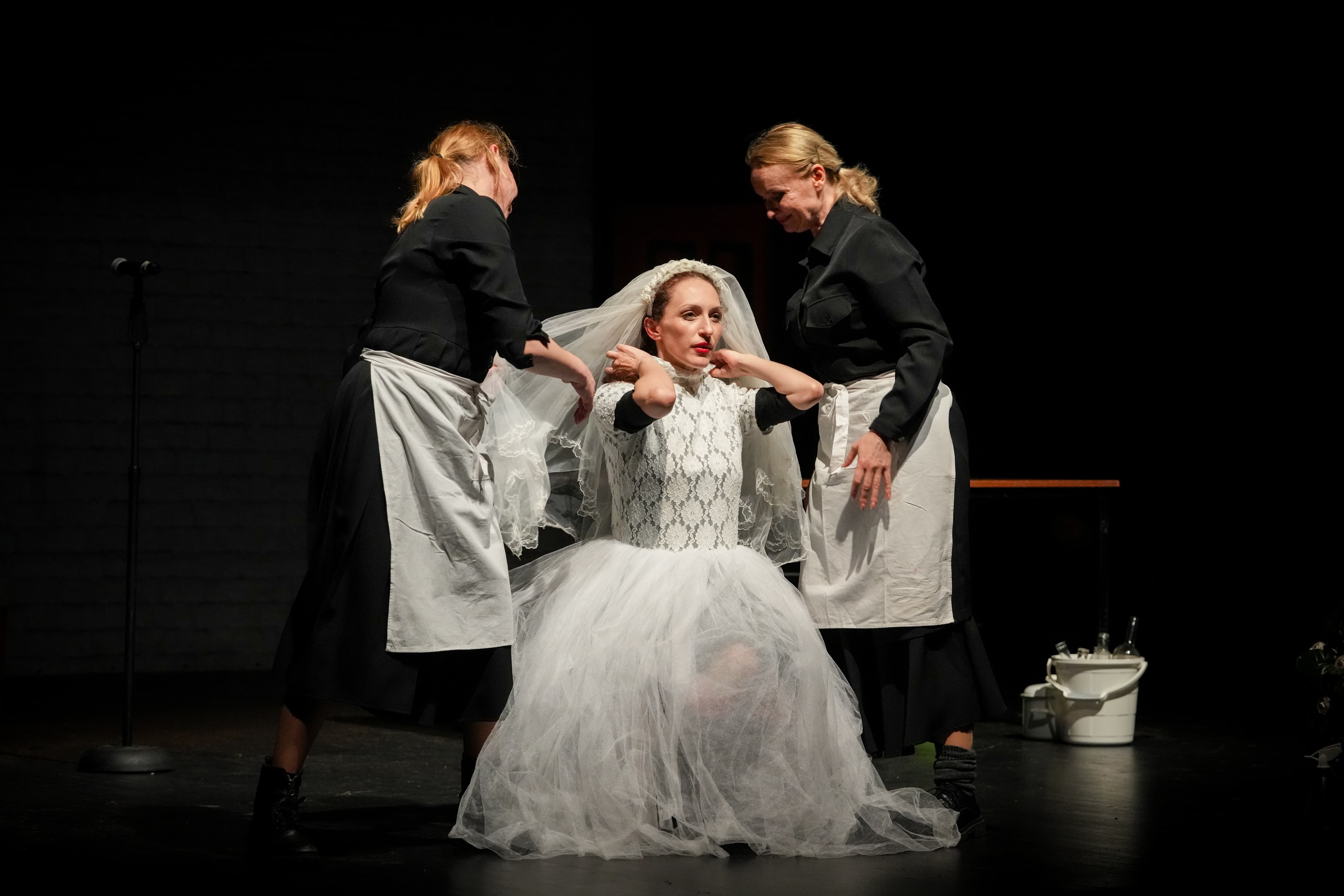 8D0F2F3A B162 4429 9505 C84E285E8231