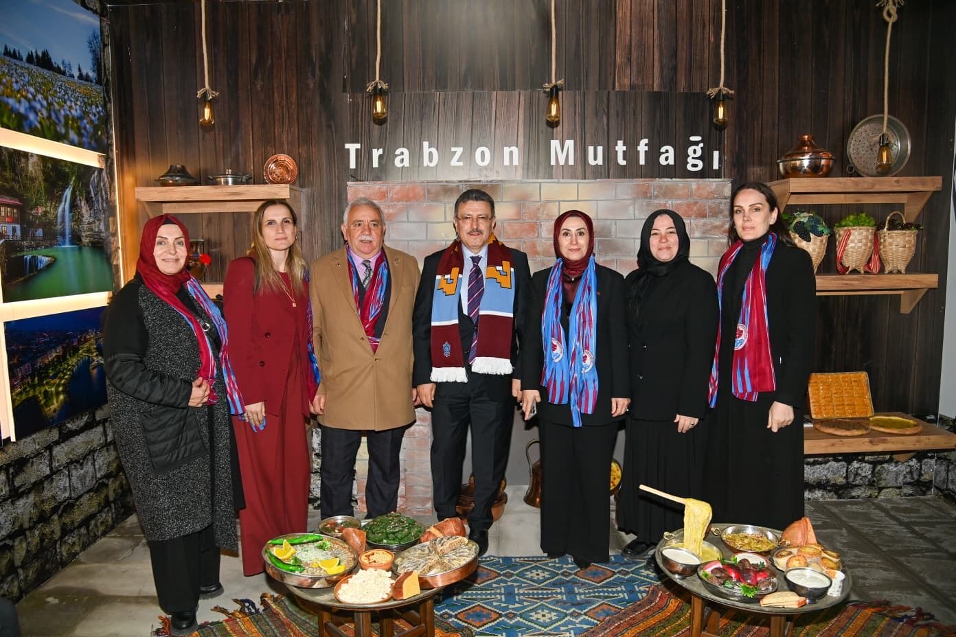 929Cefef 24D9 4E11 9275 D86F2006C42F