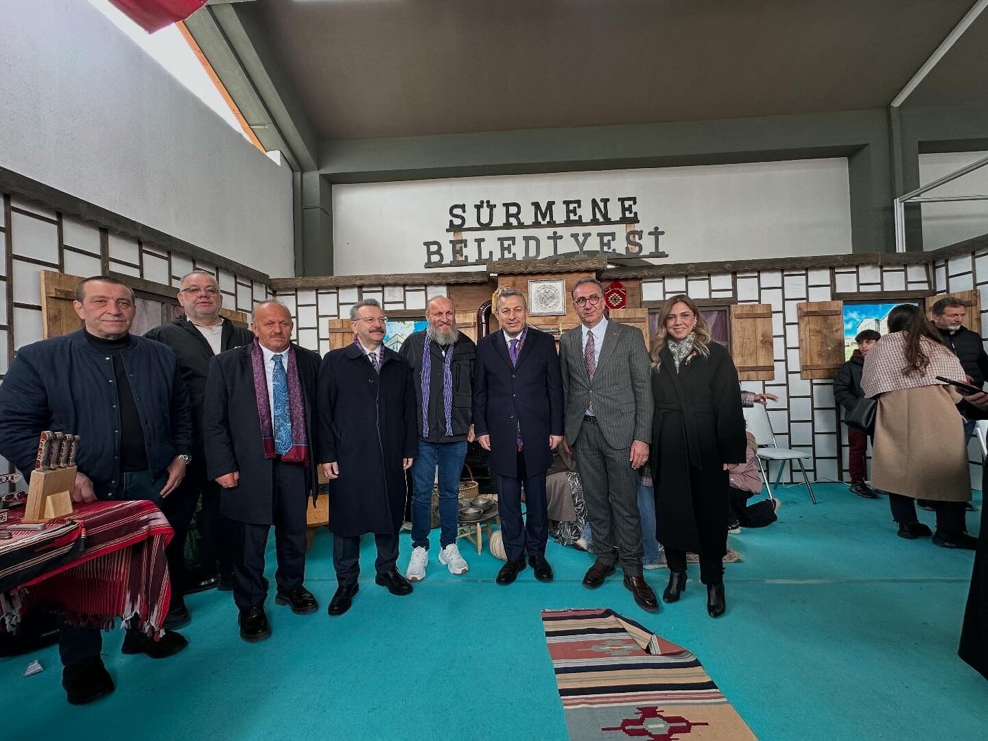 A67 F E4 E0 F B9 C 4419 A64 B 228569824 C B F