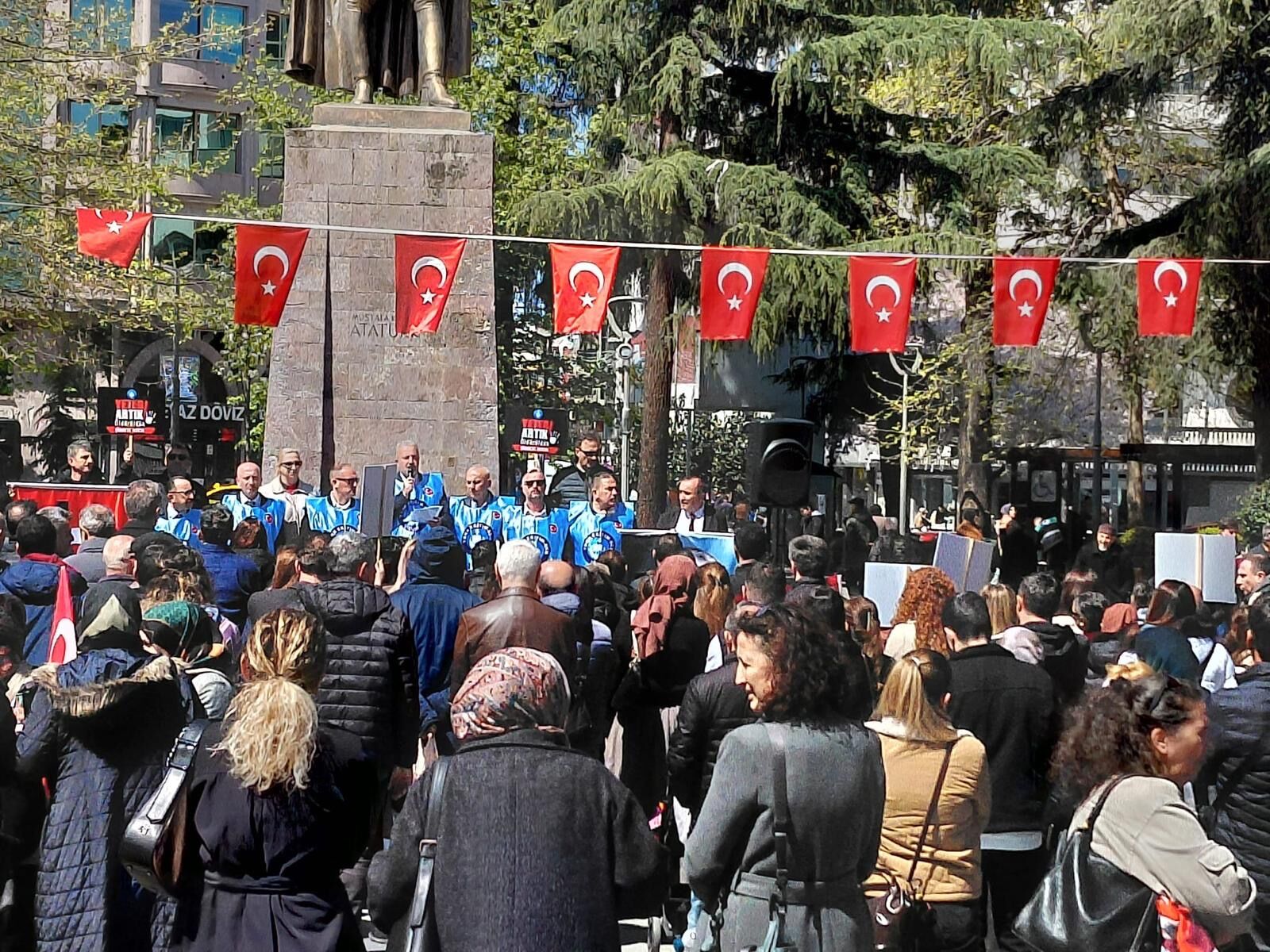 Aa026445 77B6 47Eb Ab57 498Ca139Fd20