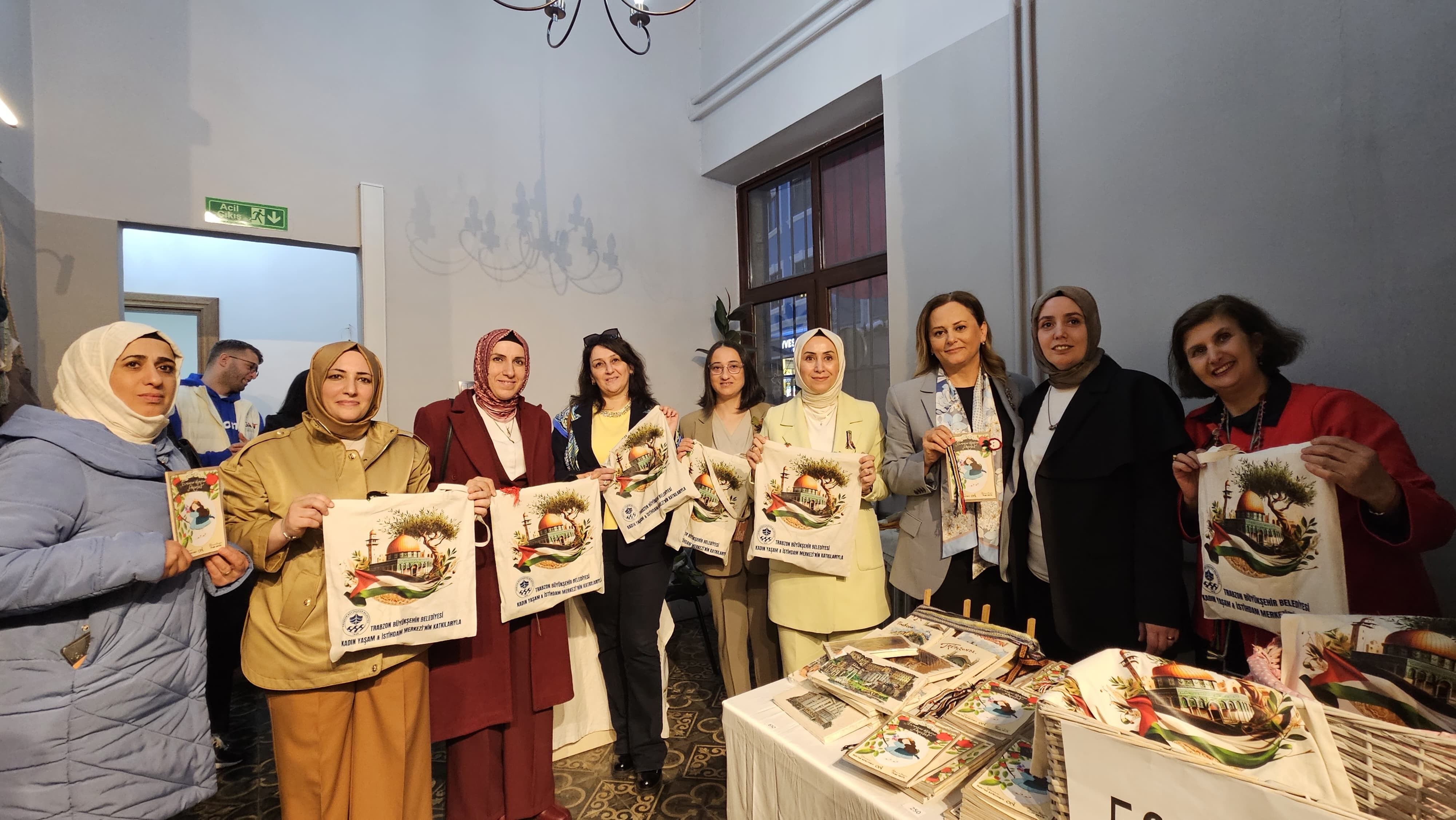 B3F0Fe85 4214 45Ba Bcd6 77D9505501A2-1