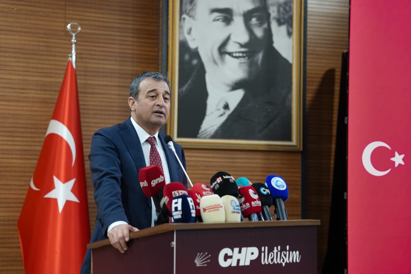 B6281574 Af9F 4651 B98B 5F8C657337Dc