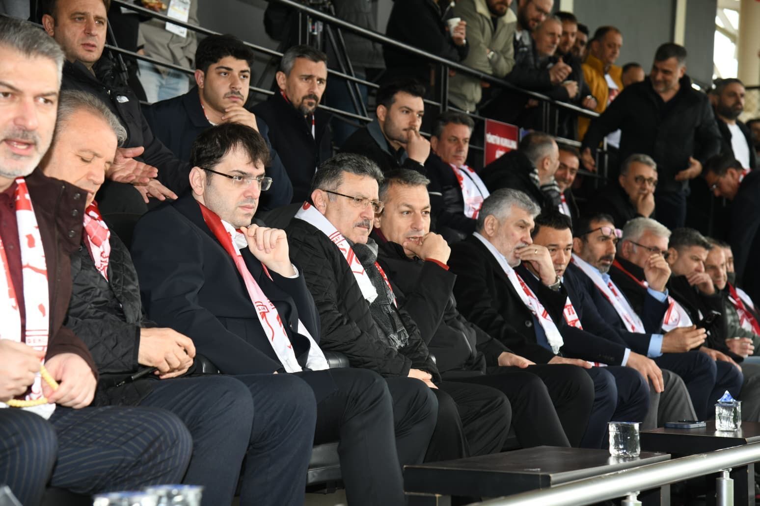 Cb9C1F46 D189 4B37 82Fb Ca94A832441B