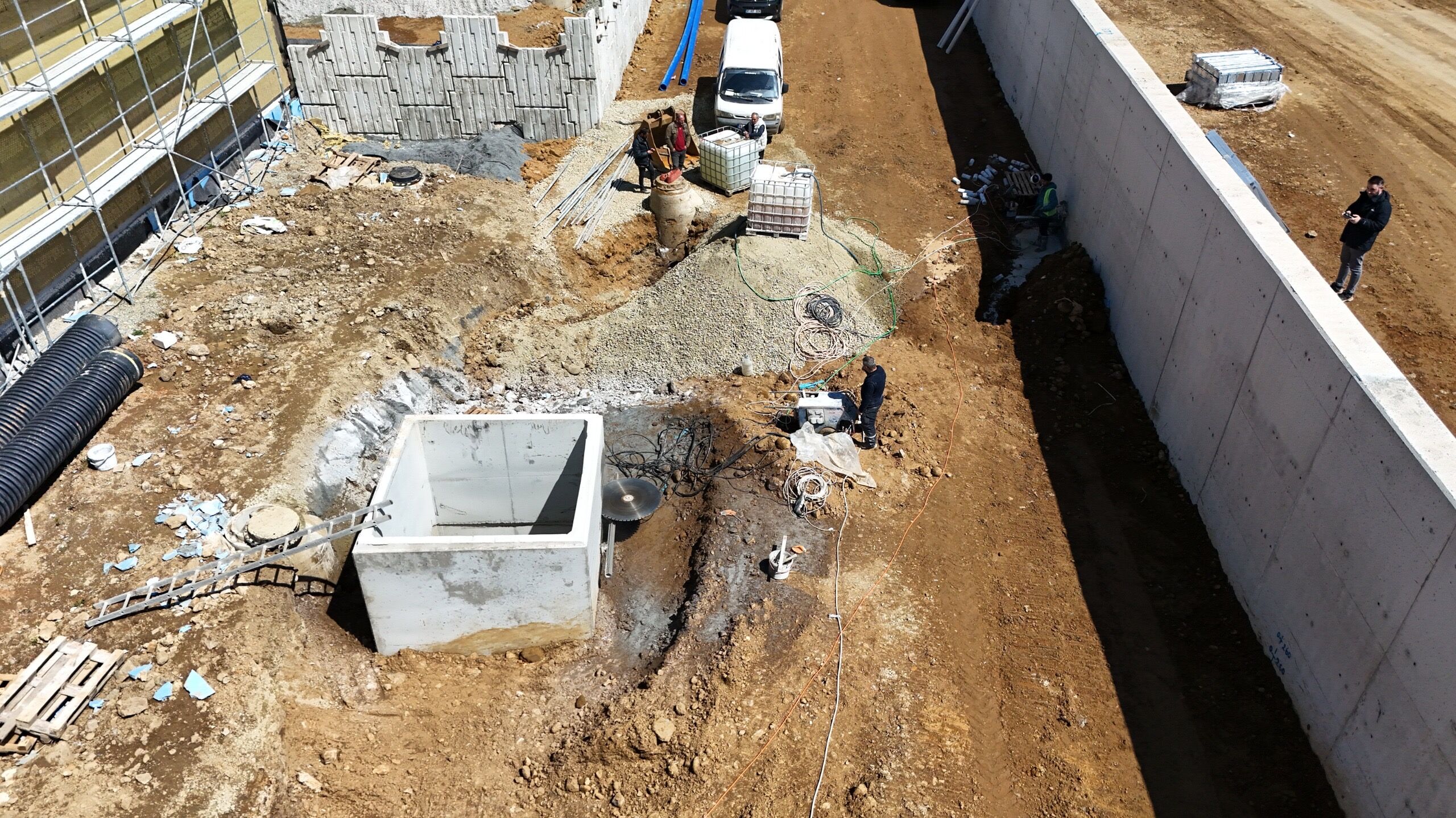 D28E7F7F 5887 4975 9Ae4 2Abfd013Ea43-1