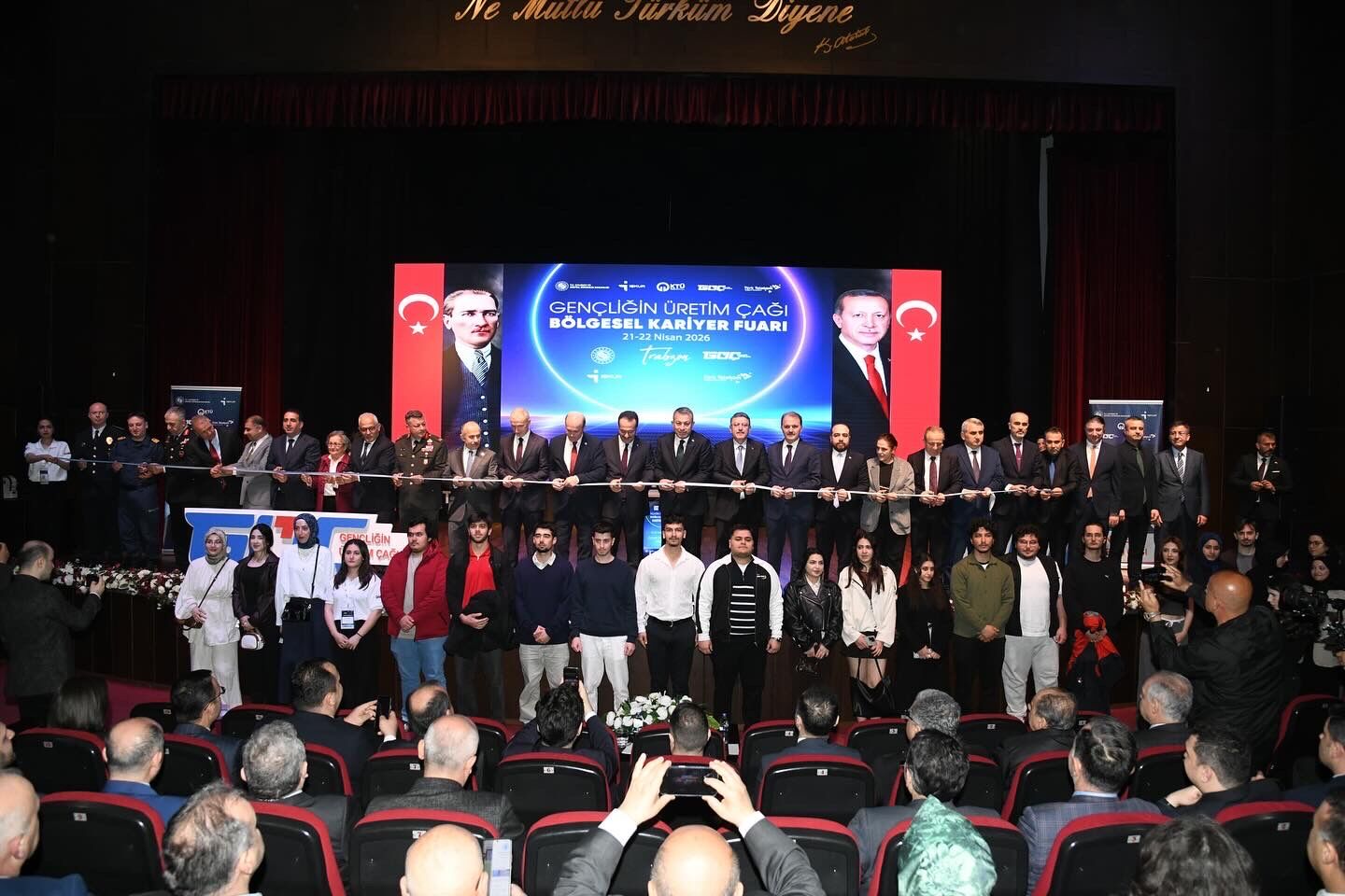 D829 F E B A 10 D0 484 F 837 C 4654126 C34 B A