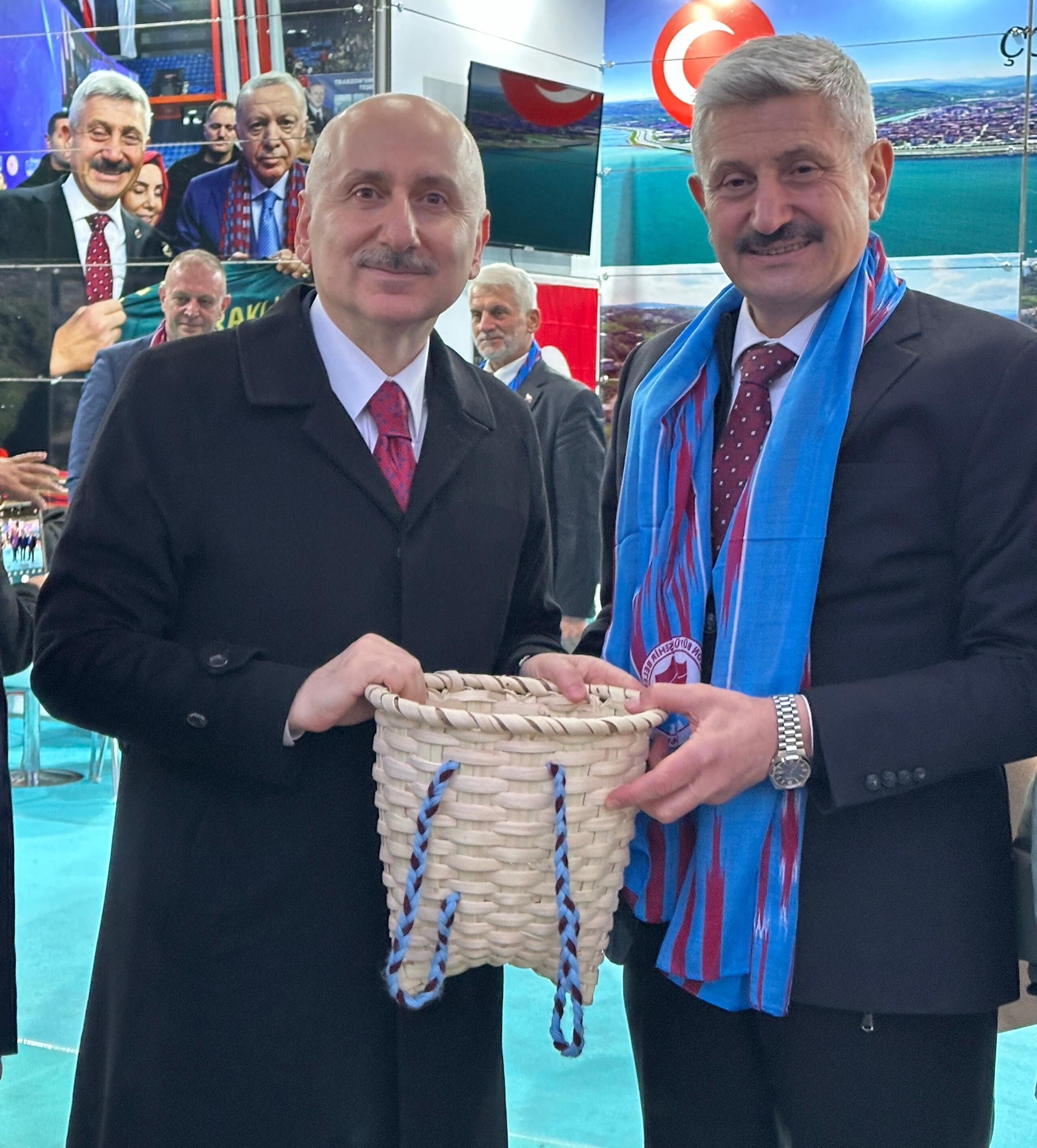 E2Afe596 3335 464B 9D21 0Bc4731D0Af1