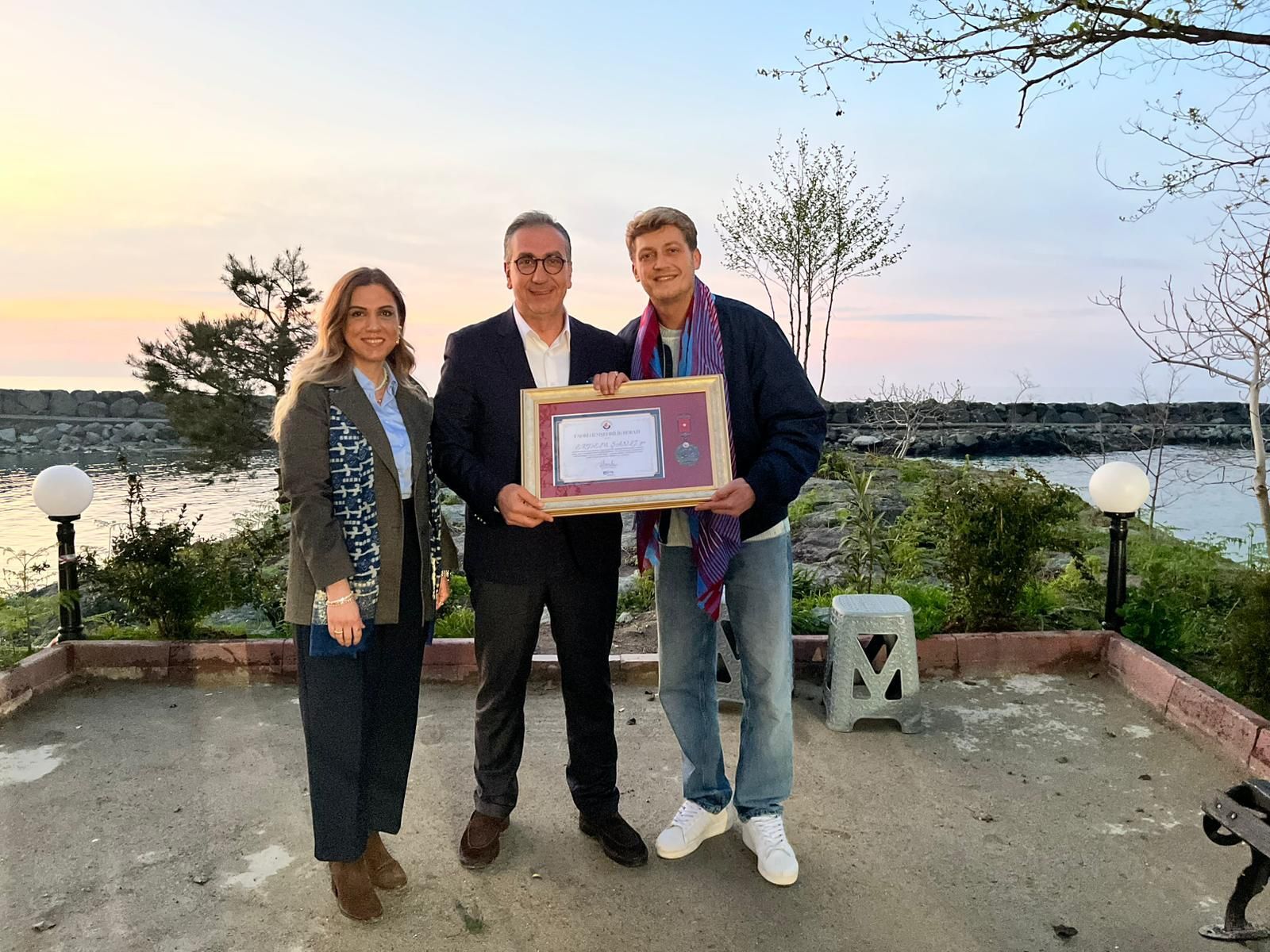 E8Bc68D6 E850 45F3 Bf3D 5853D18C8142-1