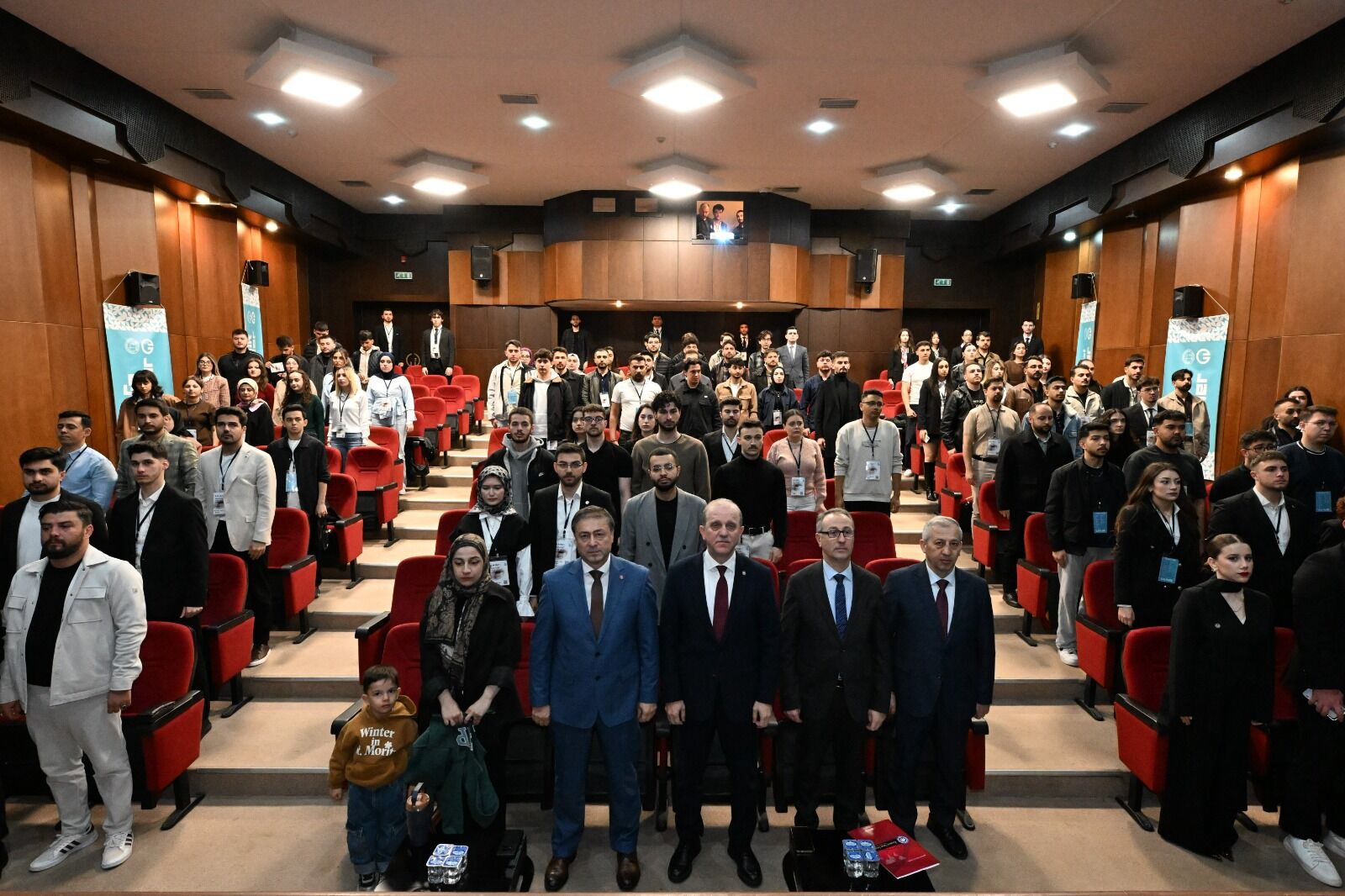 F3145F37 039C 4Ce3 8410 B1D392045F82